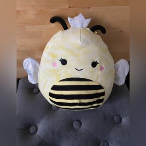 8” Bee Squishmallow
